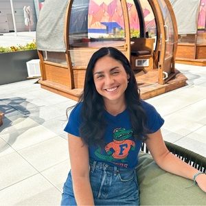 Meet your Posher, Emily